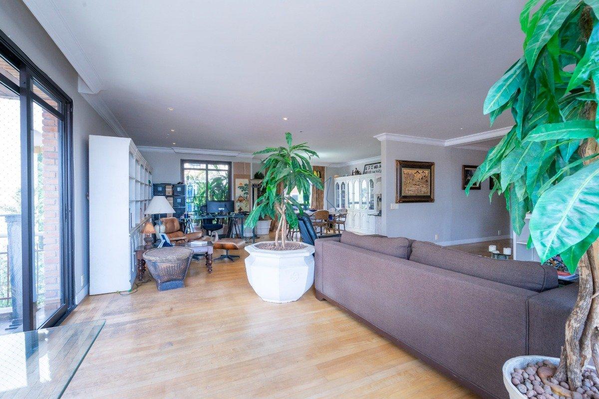 Apartamento na Vila Progredior 260m² 4 dorm 4 vagas Rua José Jannarelli São Paulo - 