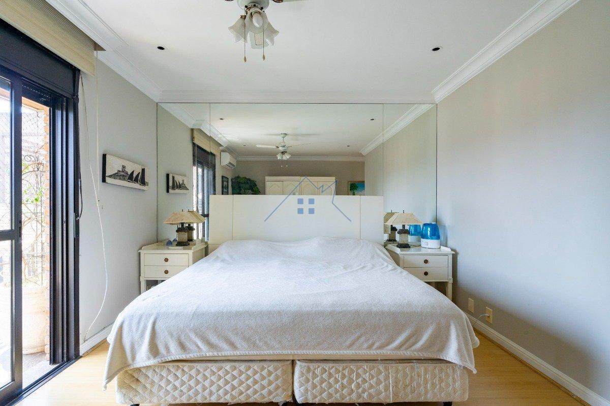Apartamento na Vila Progredior 260m² 4 dorm 4 vagas Rua José Jannarelli São Paulo - 