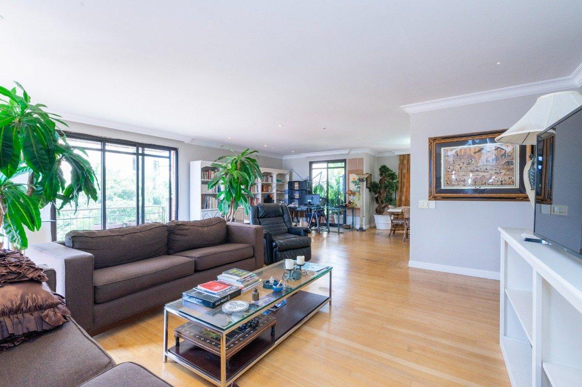 Apartamento na Vila Progredior 260m² 4 dorm 4 vagas Rua José Jannarelli São Paulo - 