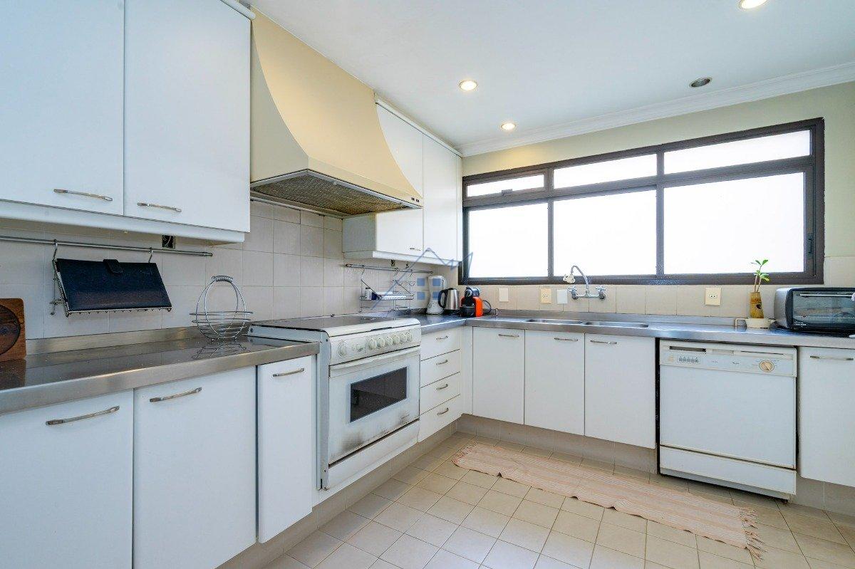 Apartamento na Vila Progredior 260m² 4 dorm 4 vagas Rua José Jannarelli São Paulo - 