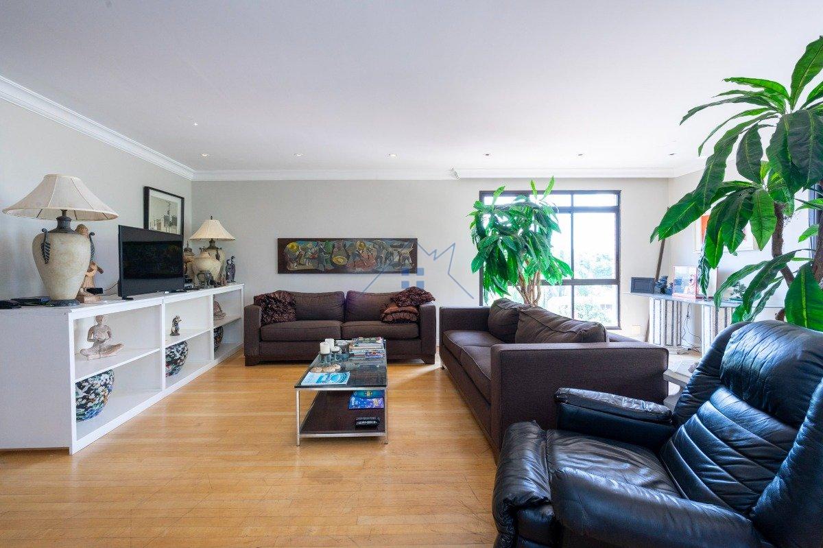 Apartamento na Vila Progredior 260m² 4 dorm 4 vagas Rua José Jannarelli São Paulo - 