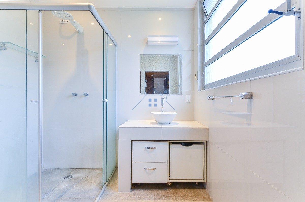 Apartamento em Higienópolis 3 dorm 191 m² Rua Piauí São Paulo - 