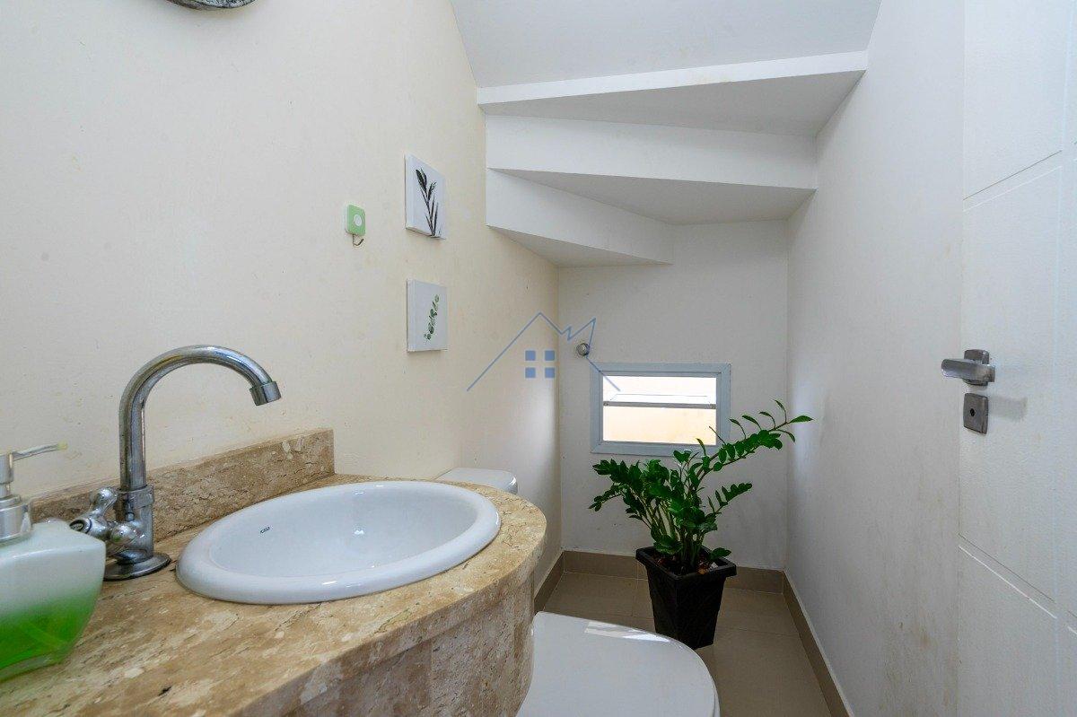 Casa em Cotia 3 dorm 1 suíte 2 vagas 130m² Rua Paratinga Cotia - 