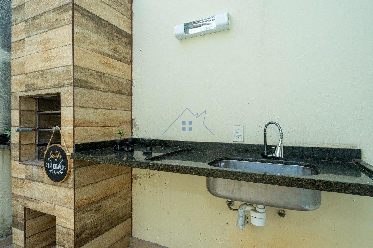 Casa em Cotia 3 dorm 1 suíte 2 vagas 130m² Rua Paratinga Cotia - 