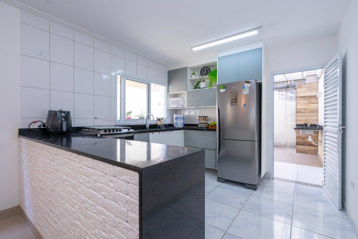 Casa em Cotia 3 dorm 1 suíte 2 vagas 130m² Rua Paratinga Cotia - 