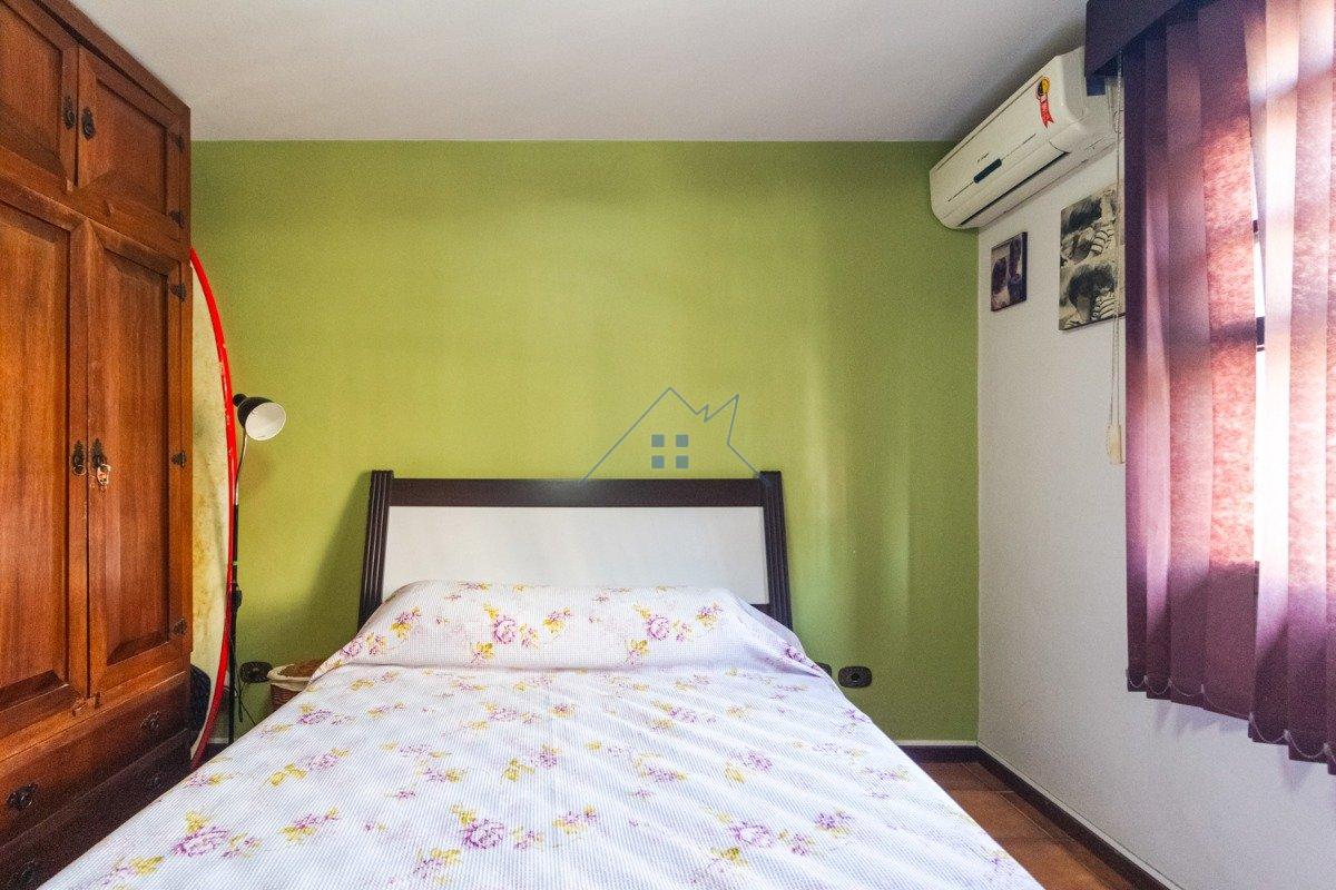 Sobrado na Chácara Santo Antônio 3 dorm 2 suítes 2 vagas 183m² Rua Sousa Noschese São Paulo - 
