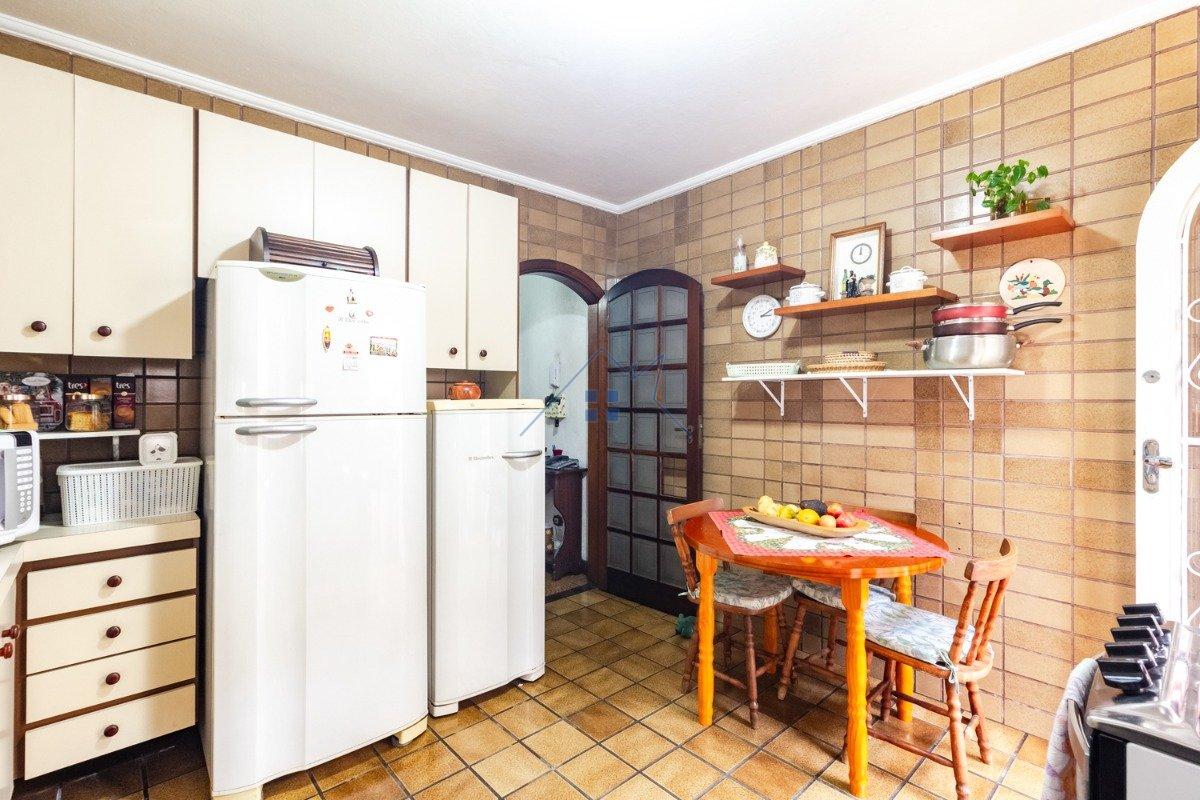 Sobrado na Chácara Santo Antônio 3 dorm 2 suítes 2 vagas 183m² Rua Sousa Noschese São Paulo - 