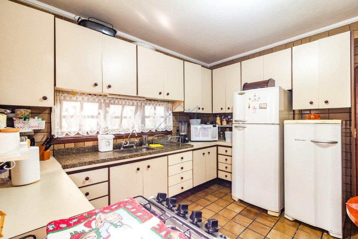 Sobrado na Chácara Santo Antônio 3 dorm 2 suítes 2 vagas 183m² Rua Sousa Noschese São Paulo - 