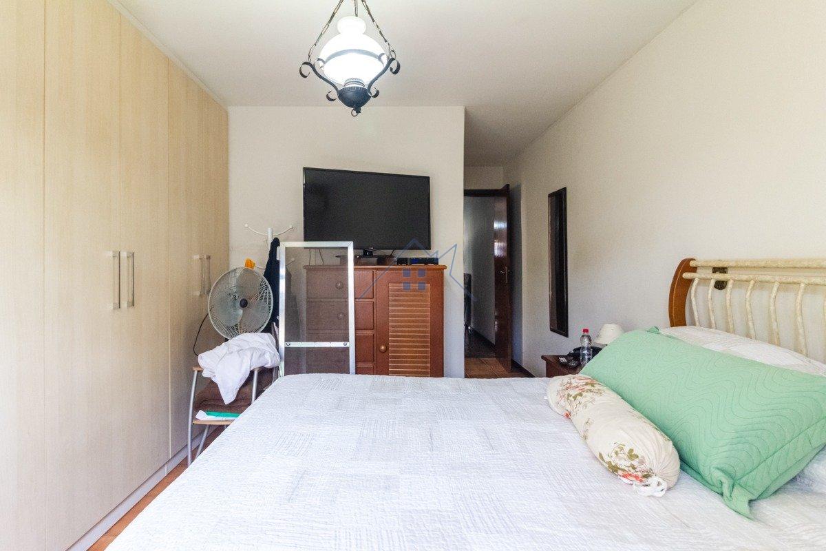 Sobrado na Chácara Santo Antônio 3 dorm 2 suítes 2 vagas 183m² Rua Sousa Noschese São Paulo - 
