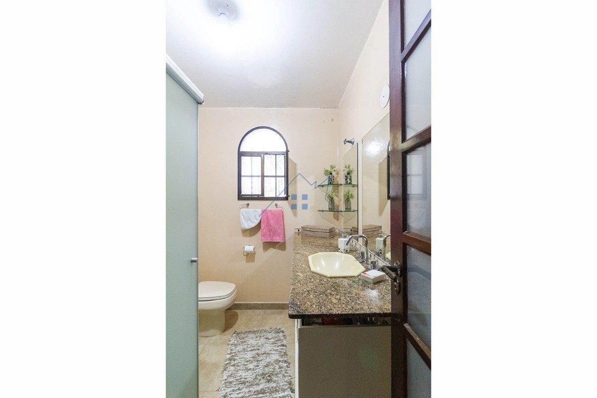 Sobrado na Chácara Santo Antônio 3 dorm 2 suítes 2 vagas 183m² Rua Sousa Noschese São Paulo - 