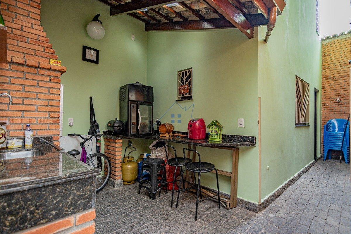 Sobrado na Vila Romana 3 dorm 1 suíte 3 vagas 250m² Rua Barra do Chapéu São Paulo - 