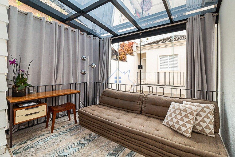 Casa em Pinheiros com 3 suítes 7 vagas 700m² de construção Rua Professor Nicolau de Morais Barros São Paulo - 