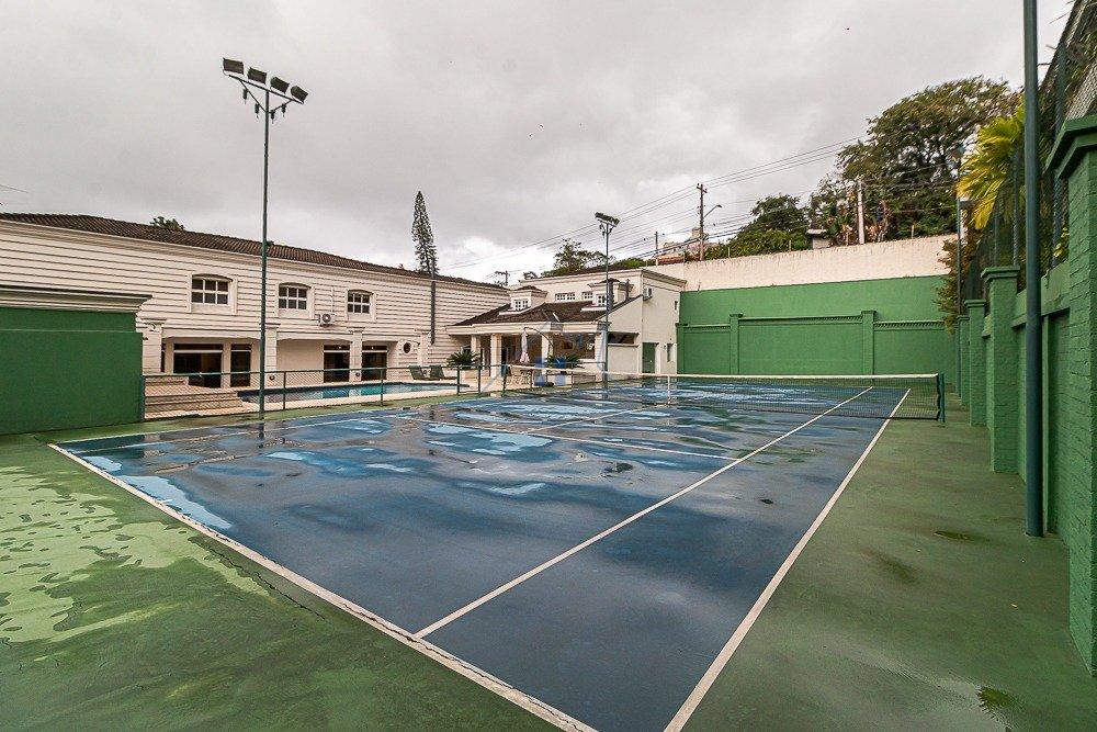 Casa em Pinheiros com 3 suítes 7 vagas 700m² de construção Rua Professor Nicolau de Morais Barros São Paulo - 