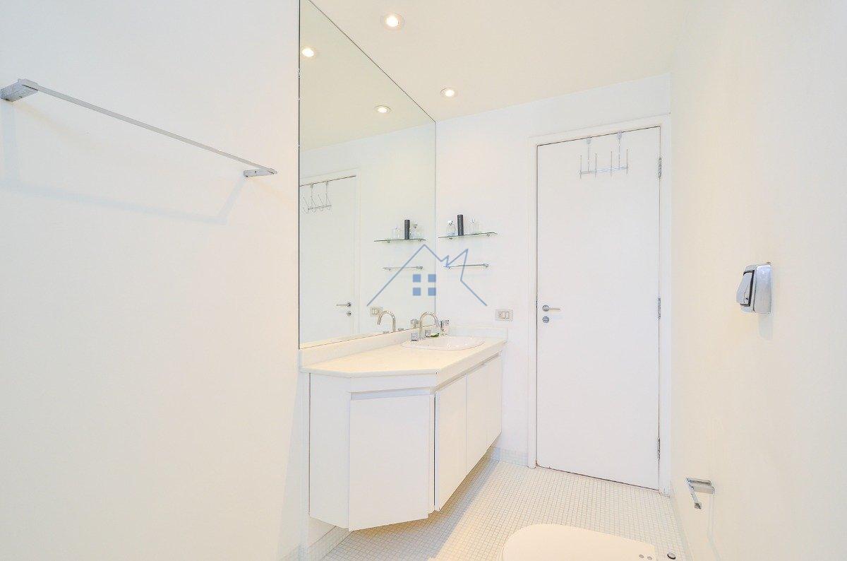 Apartamento no Real Parque 326m² 4 suítes 5 vagas Rua Dom Paulo Pedrosa São Paulo - 