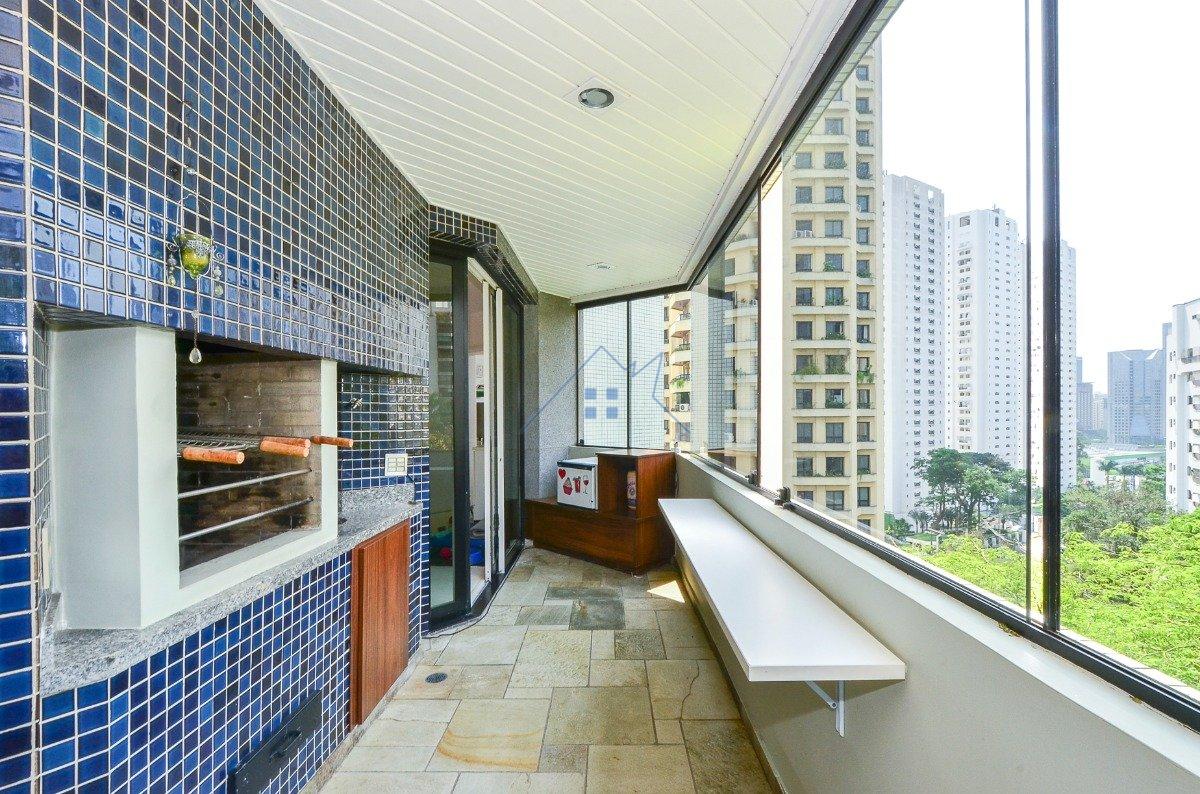 Apartamento no Real Parque 326m² 4 suítes 5 vagas Rua Dom Paulo Pedrosa São Paulo - 