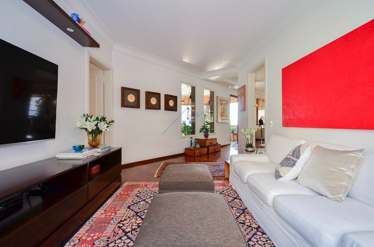 Apartamento no Real Parque 265m² 3 suítes 3 vagas Rua Dom Paulo Pedrosa São Paulo - 