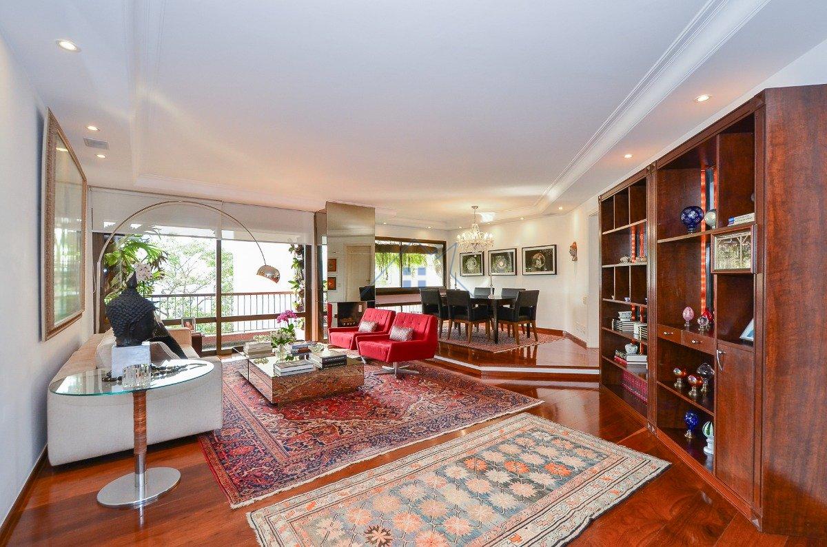 Apartamento no Real Parque 265m² 3 suítes 3 vagas Rua Dom Paulo Pedrosa São Paulo - 