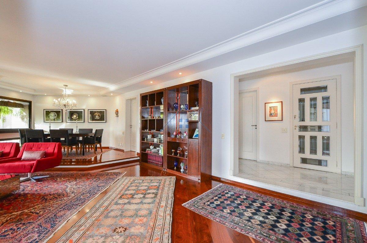 Apartamento no Real Parque 265m² 3 suítes 3 vagas Rua Dom Paulo Pedrosa São Paulo - 