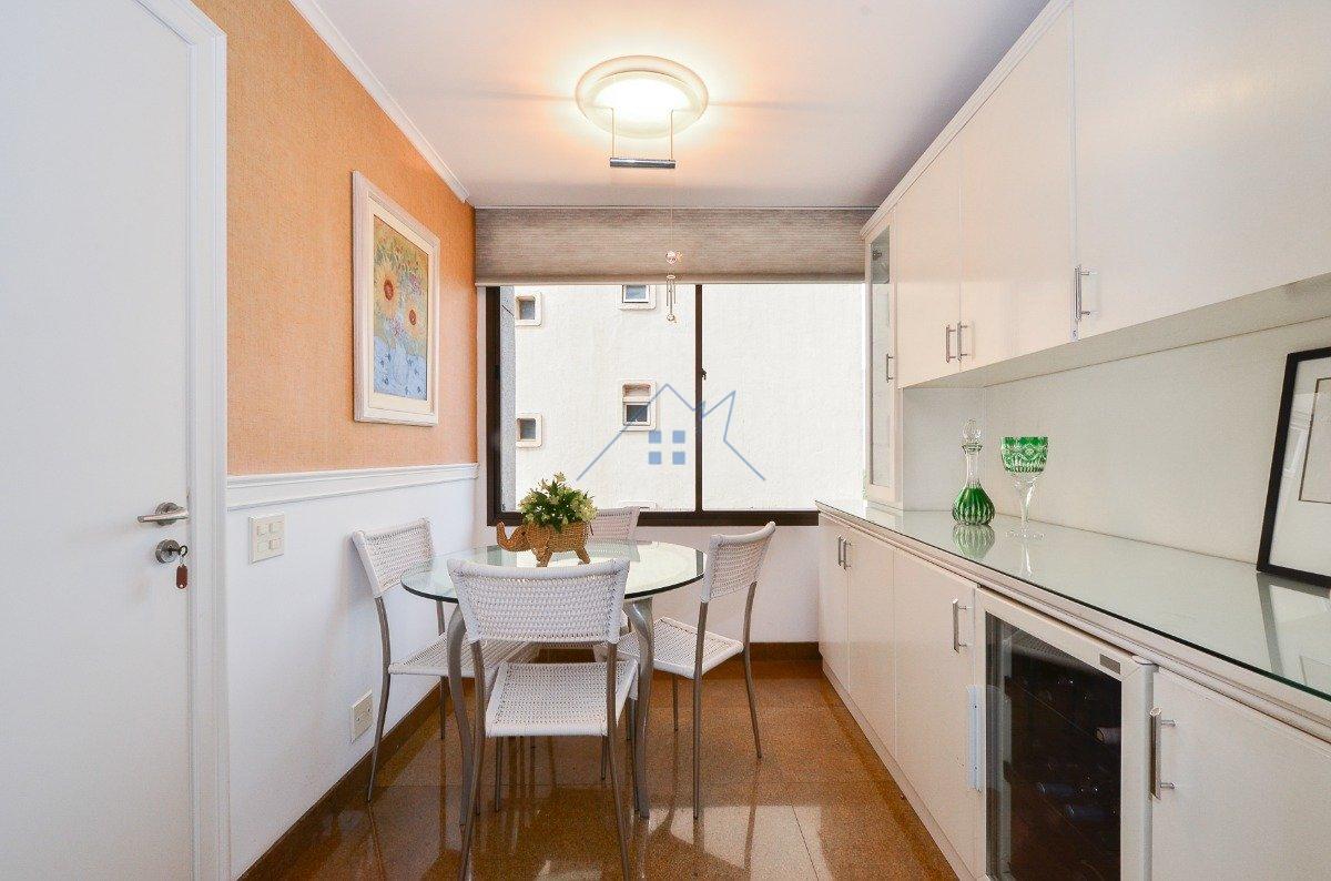 Apartamento no Real Parque 265m² 3 suítes 3 vagas Rua Dom Paulo Pedrosa São Paulo - 