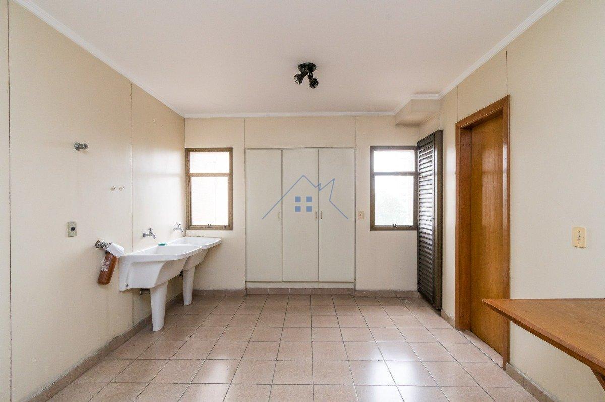 Apartamento no Morumbi 370m² 4 dorm 3 suítes 4 vagas Avenida José Galante São Paulo - 