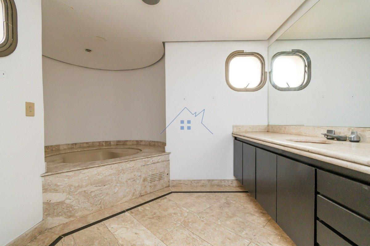 Apartamento no Morumbi 370m² 4 dorm 3 suítes 4 vagas Avenida José Galante São Paulo - 