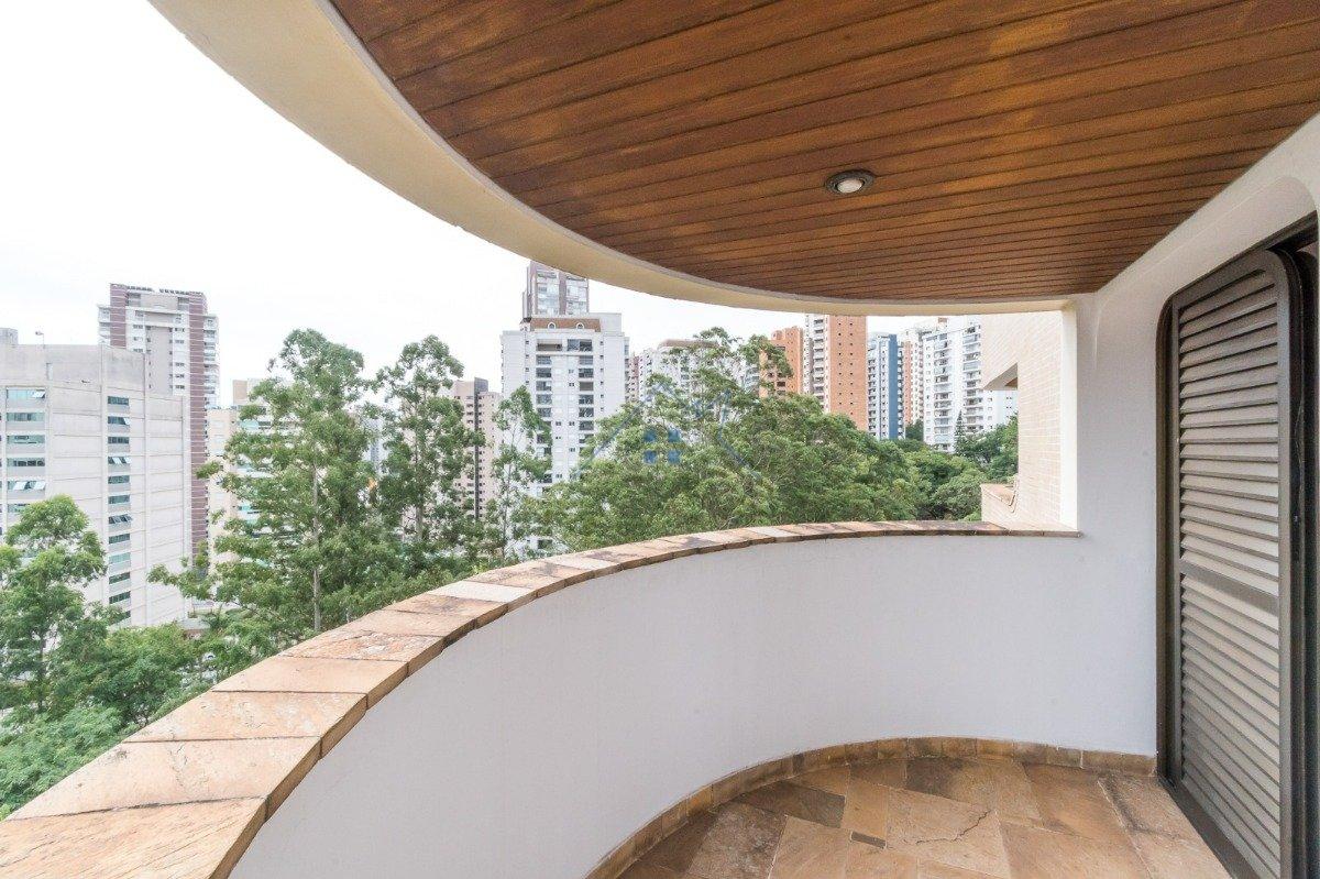 Apartamento no Morumbi 370m² 4 dorm 3 suítes 4 vagas Avenida José Galante São Paulo - 