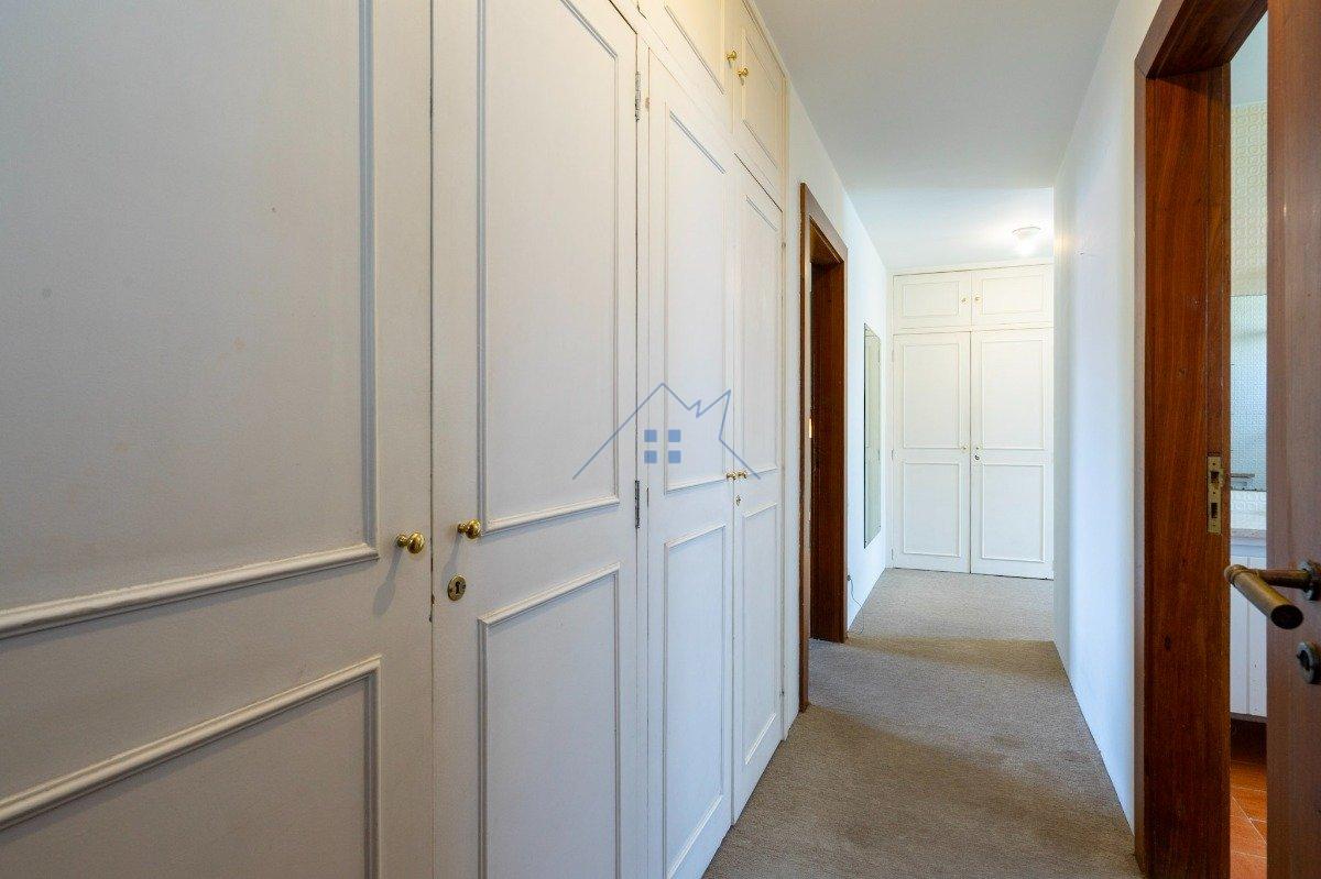 Casa no Morumbi com 370m² 4 dorm 2 suítes 2 vagas Rua Almirante Soares Dutra São Paulo - 