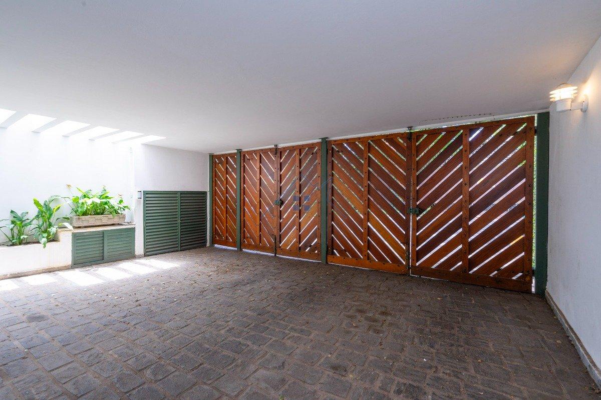 Casa no Morumbi com 370m² 4 dorm 2 suítes 2 vagas Rua Almirante Soares Dutra São Paulo - 