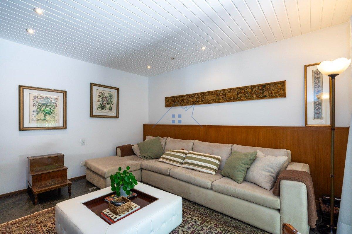 Casa no Morumbi com 370m² 4 dorm 2 suítes 2 vagas Rua Almirante Soares Dutra São Paulo - 