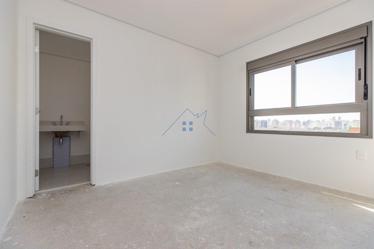 Apartamento no Brooklin Paulista 232m² 4 suítes 3 vagas Rua Barão do Triunfo São Paulo - 
