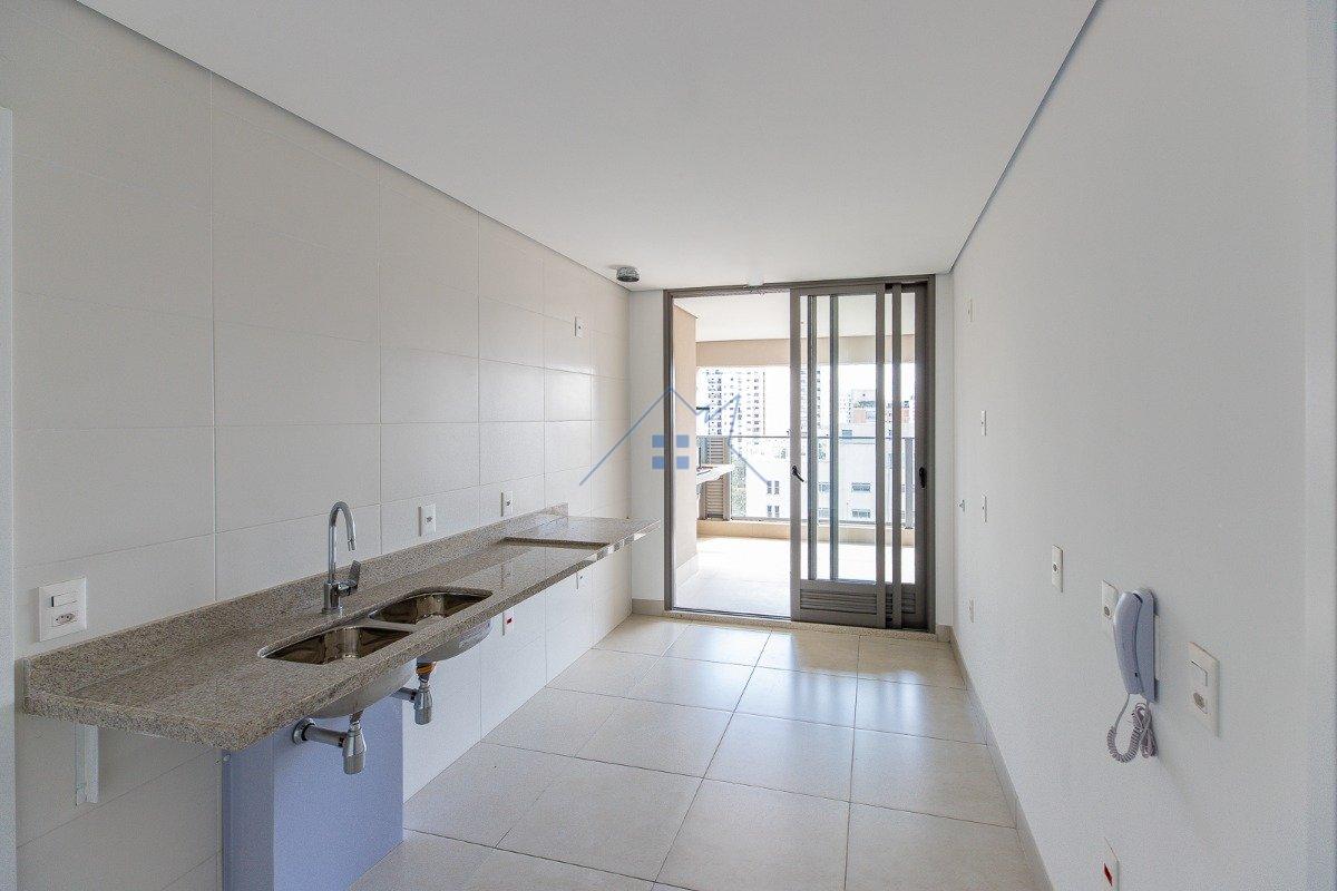 Apartamento no Brooklin Paulista 232m² 4 suítes 3 vagas Rua Barão do Triunfo São Paulo - 