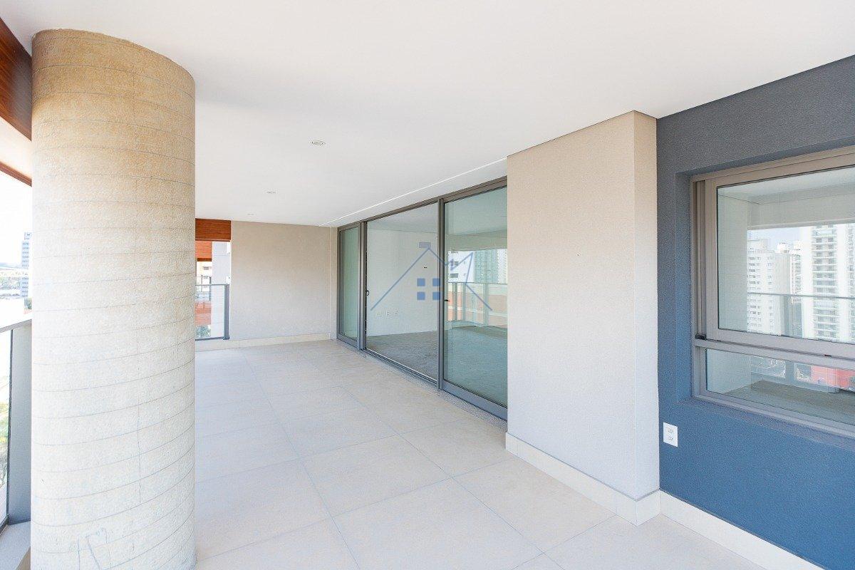 Apartamento no Brooklin Paulista 232m² 4 suítes 3 vagas Rua Barão do Triunfo São Paulo - 