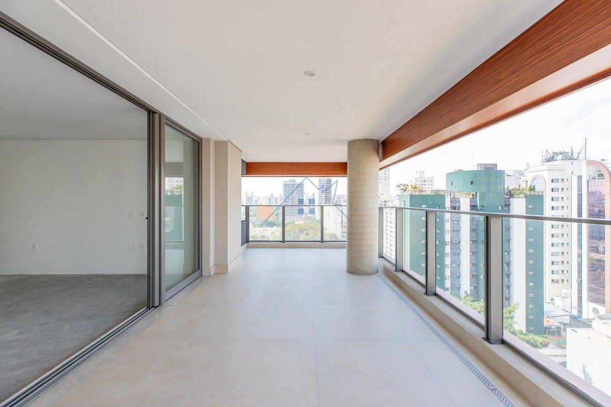 Apartamento no Brooklin Paulista 232m² 4 suítes 3 vagas Rua Barão do Triunfo São Paulo - 