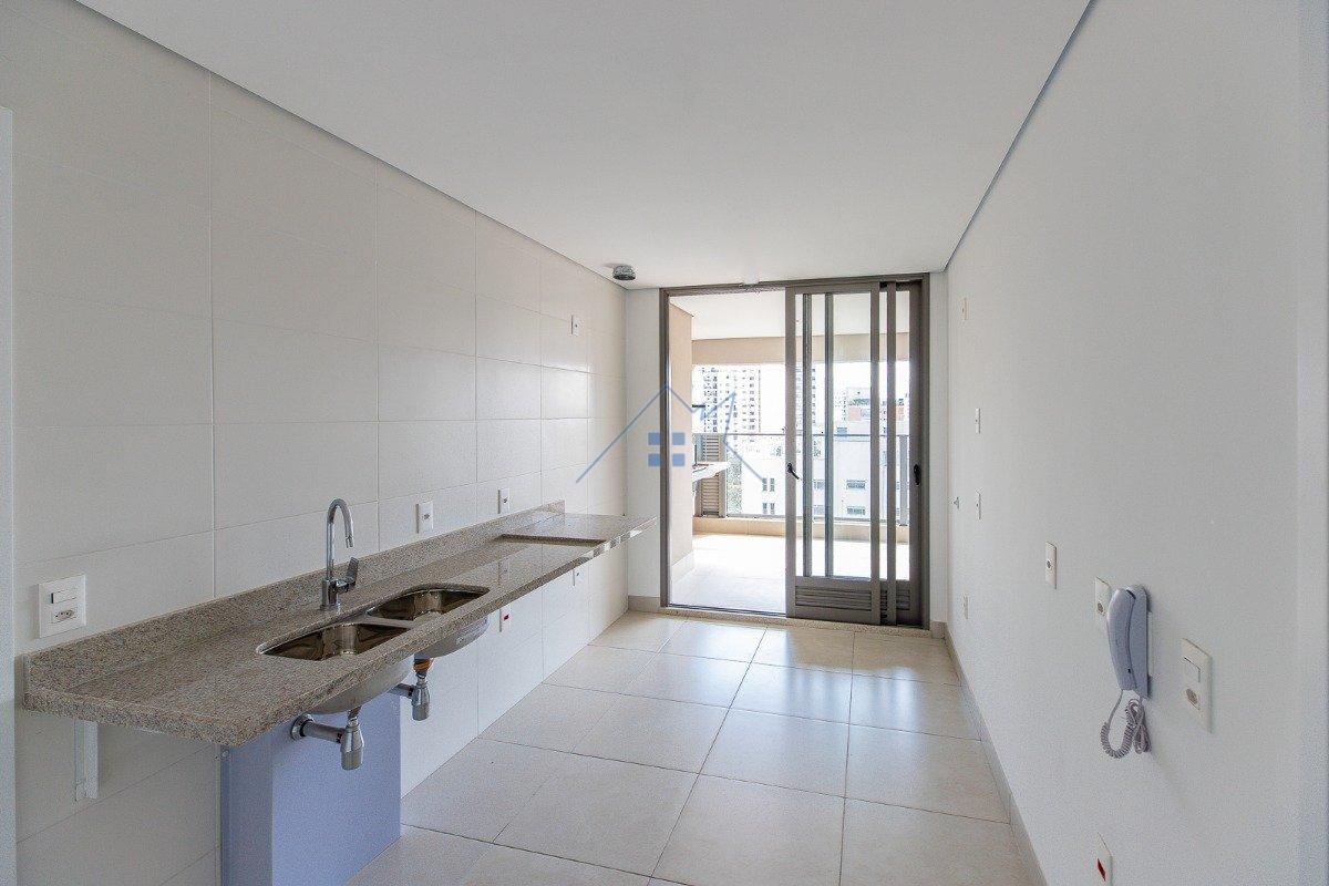 Apartamento no Brooklin Paulista 232m² 4 suítes 3 vagas Rua Barão do Triunfo São Paulo - 