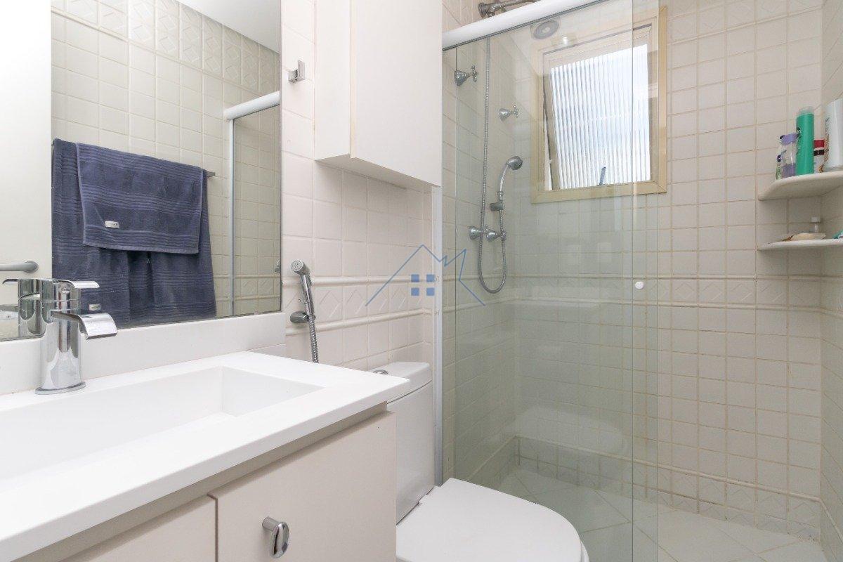 Apartamento em Perdizes 143m² 4 dorm 3 suítes 3 vagas Rua Doutor Franco da Rocha São Paulo - 