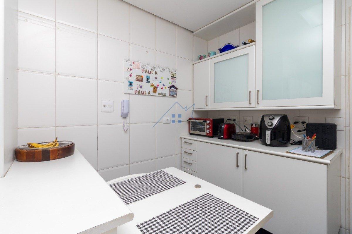 Apartamento em Perdizes 143m² 4 dorm 3 suítes 3 vagas Rua Doutor Franco da Rocha São Paulo - 