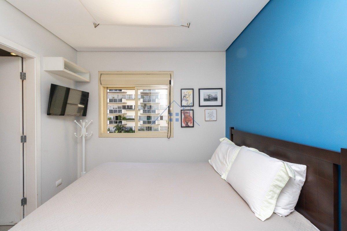 Apartamento em Perdizes 143m² 4 dorm 3 suítes 3 vagas Rua Doutor Franco da Rocha São Paulo - 