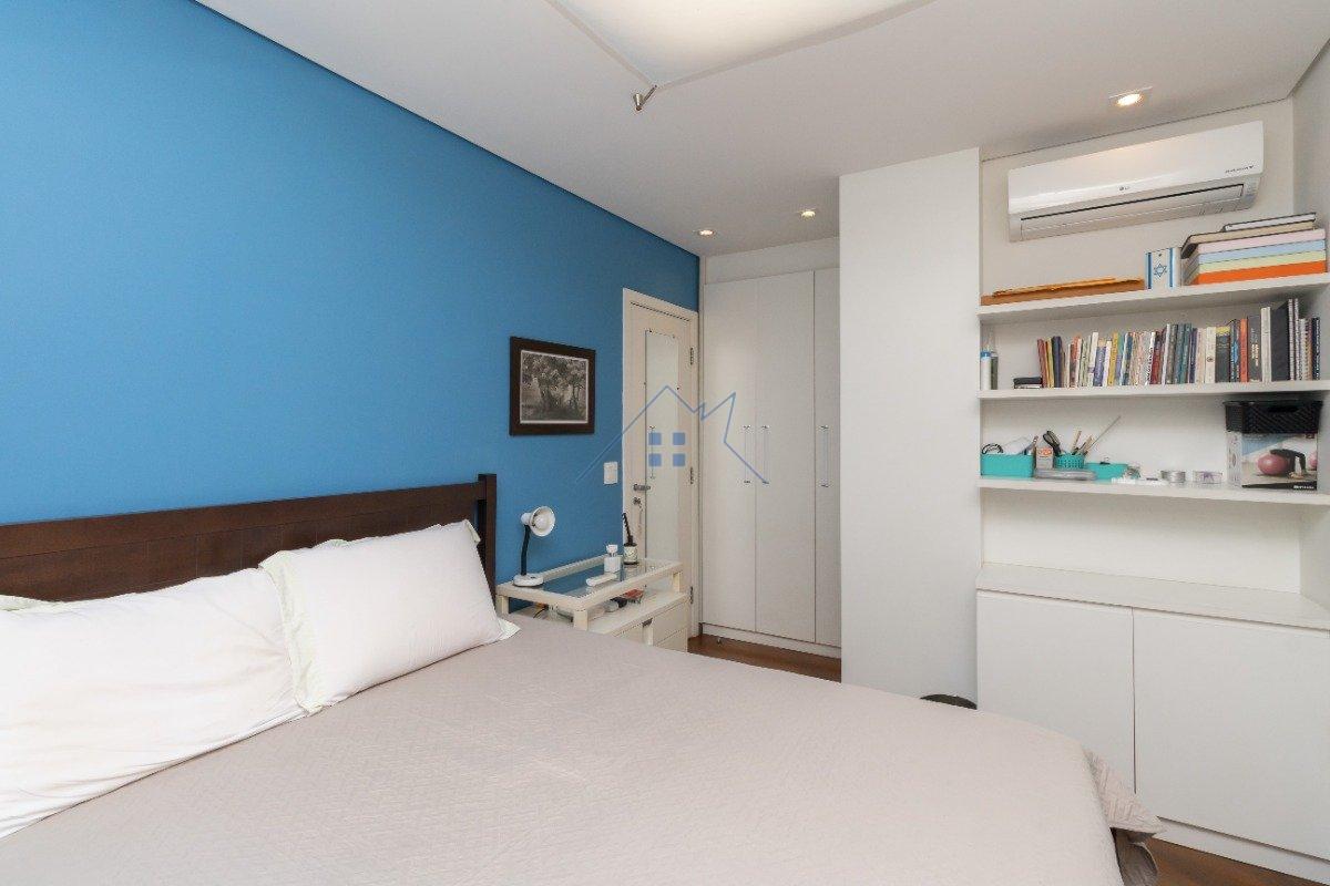 Apartamento em Perdizes 143m² 4 dorm 3 suítes 3 vagas Rua Doutor Franco da Rocha São Paulo - 