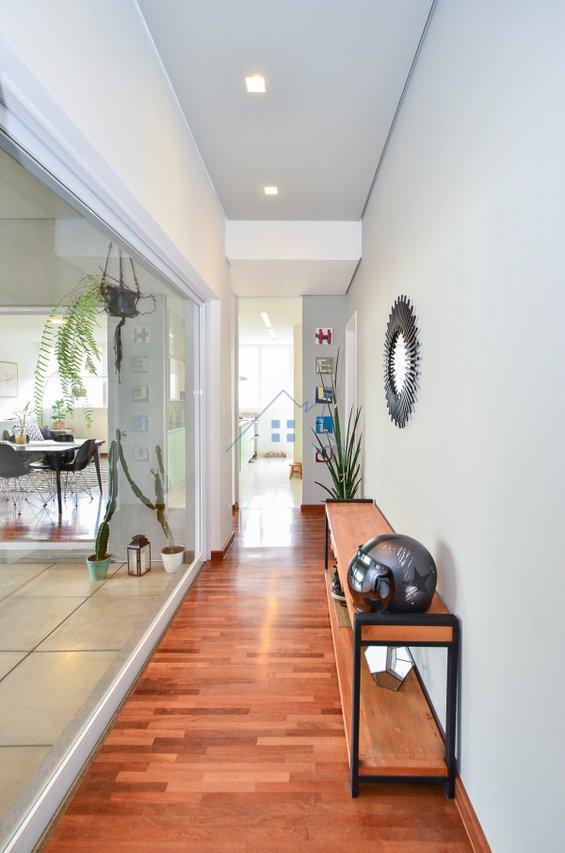 Apartamento na Vila Ipojuca 127m² 2 suítes 2 vagas Rua Camburiú São Paulo - 
