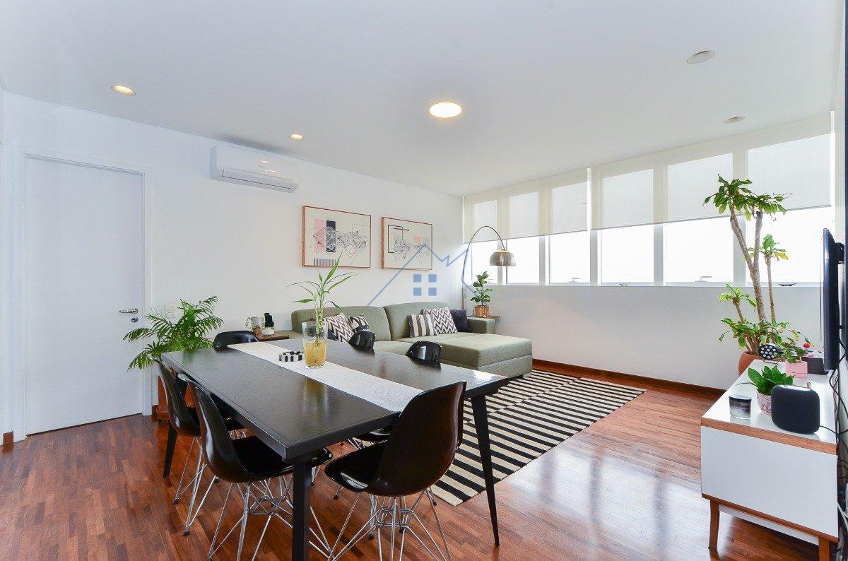 Apartamento na Vila Ipojuca 127m² 2 suítes 2 vagas Rua Camburiú São Paulo - 