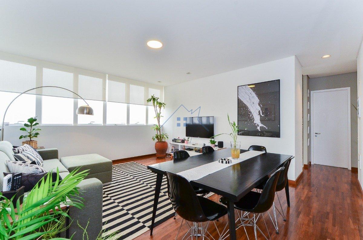 Apartamento na Vila Ipojuca 127m² 2 suítes 2 vagas Rua Camburiú São Paulo - 