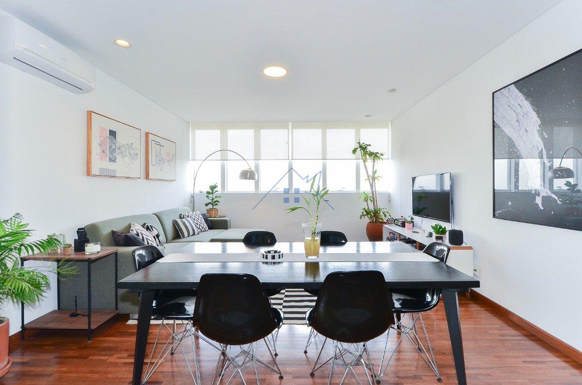Apartamento na Vila Ipojuca 127m² 2 suítes 2 vagas Rua Camburiú São Paulo - 