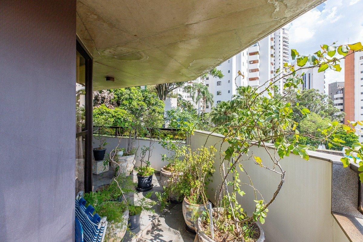 Apartamento no Pacaembú 289m² 4 suítes 4 vagas Rua Tupi São Paulo - 
