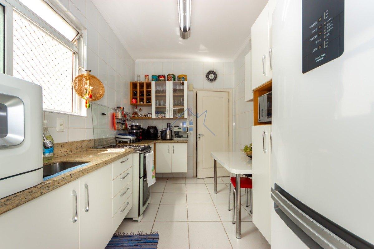 Apartamento na Aclimação 95m² 3 dorm 1 vaga Rua Oliveira Peixoto São Paulo - 