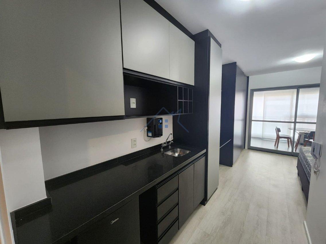 Studio em Pinheiros 30m² 1 vaga Rua dos Pinheiros São Paulo - 