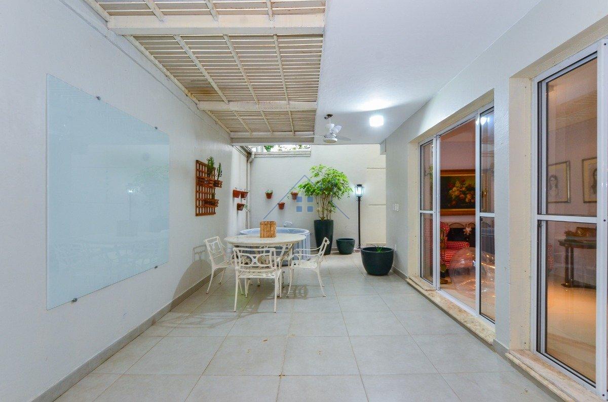 Casa em Condomínio no Brooklin Paulista 270 m² 4 suítes 3 vagas Rua Sônia Ribeiro São Paulo - 
