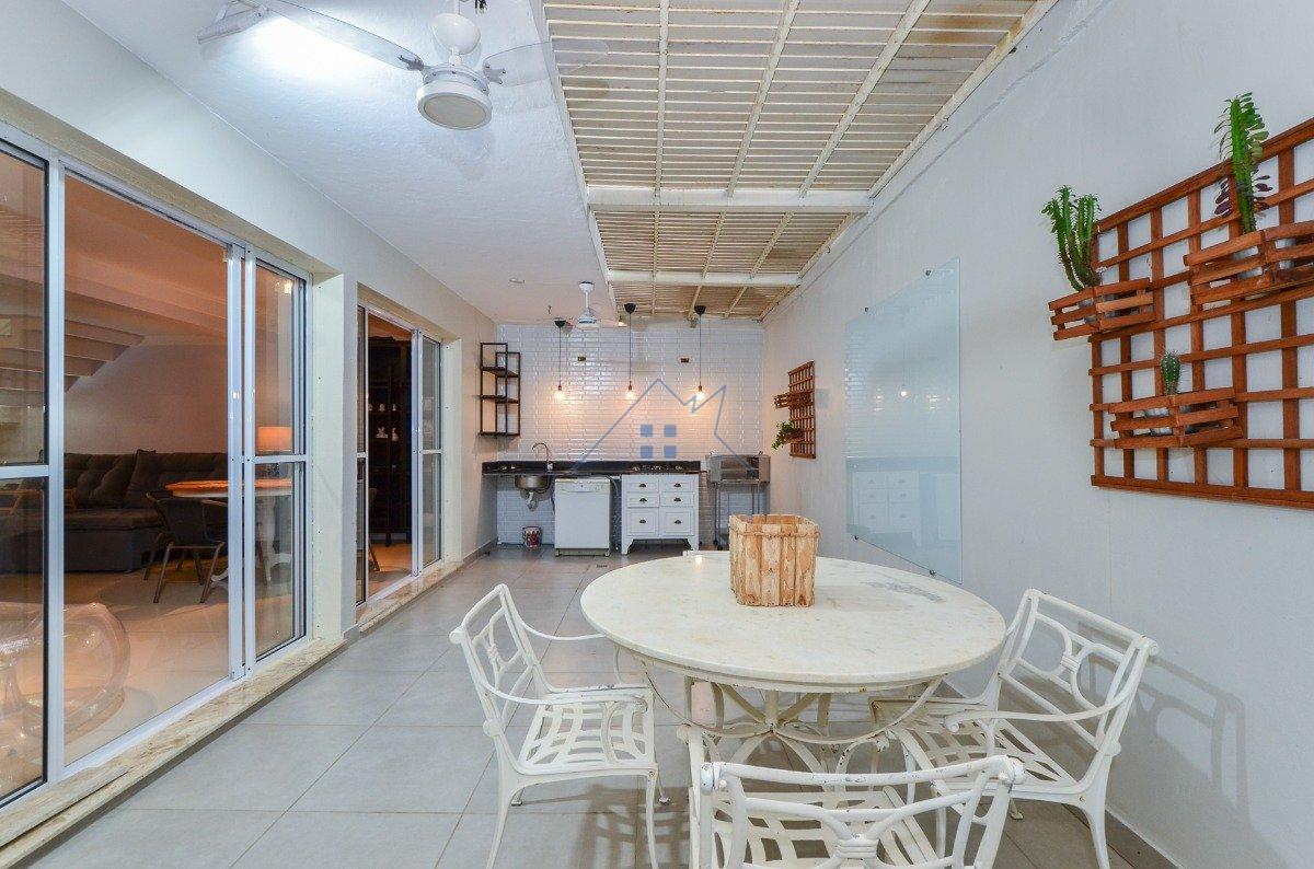 Casa em Condomínio no Brooklin Paulista 270 m² 4 suítes 3 vagas Rua Sônia Ribeiro São Paulo - 