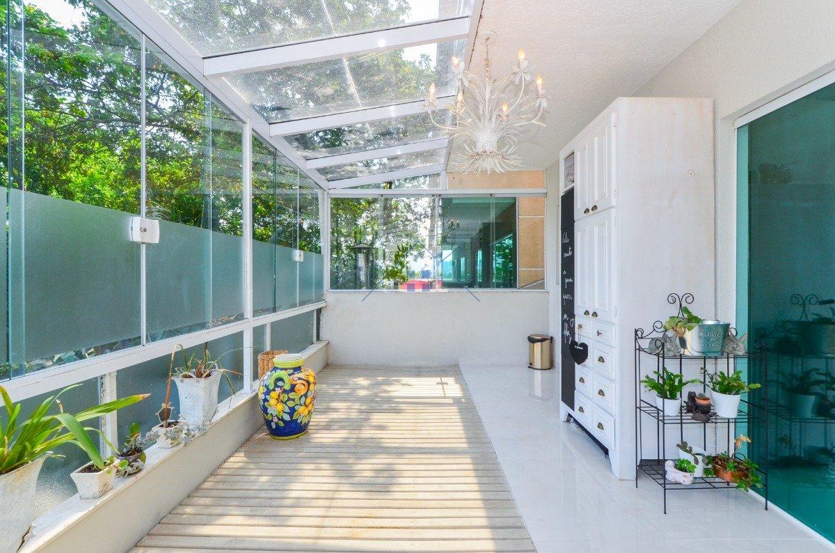 Casa em Condomínio no Brooklin Paulista 270 m² 4 suítes 3 vagas Rua Sônia Ribeiro São Paulo - 