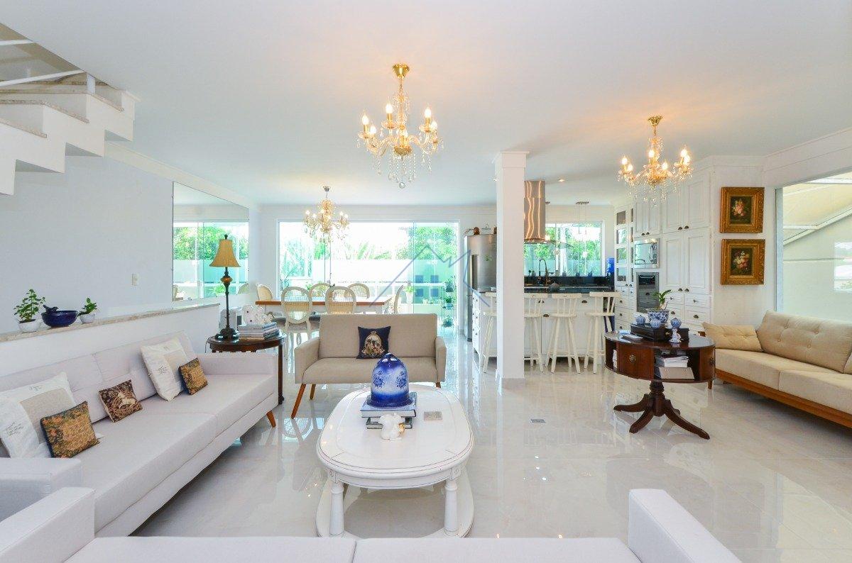 Casa em Condomínio no Brooklin Paulista 270 m² 4 suítes 3 vagas Rua Sônia Ribeiro São Paulo - 