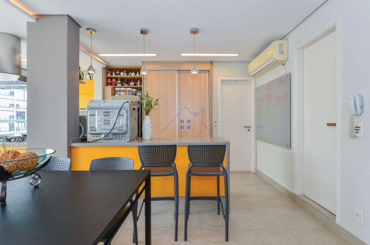 Apartamento na Vila Mariana 128 m² 2 dorm 1 suíte 2 vagas Rua Paula Ney São Paulo - 